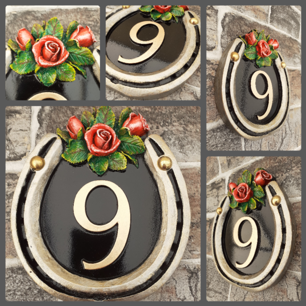 Horseshoe & Roses 150mm x 170mm
