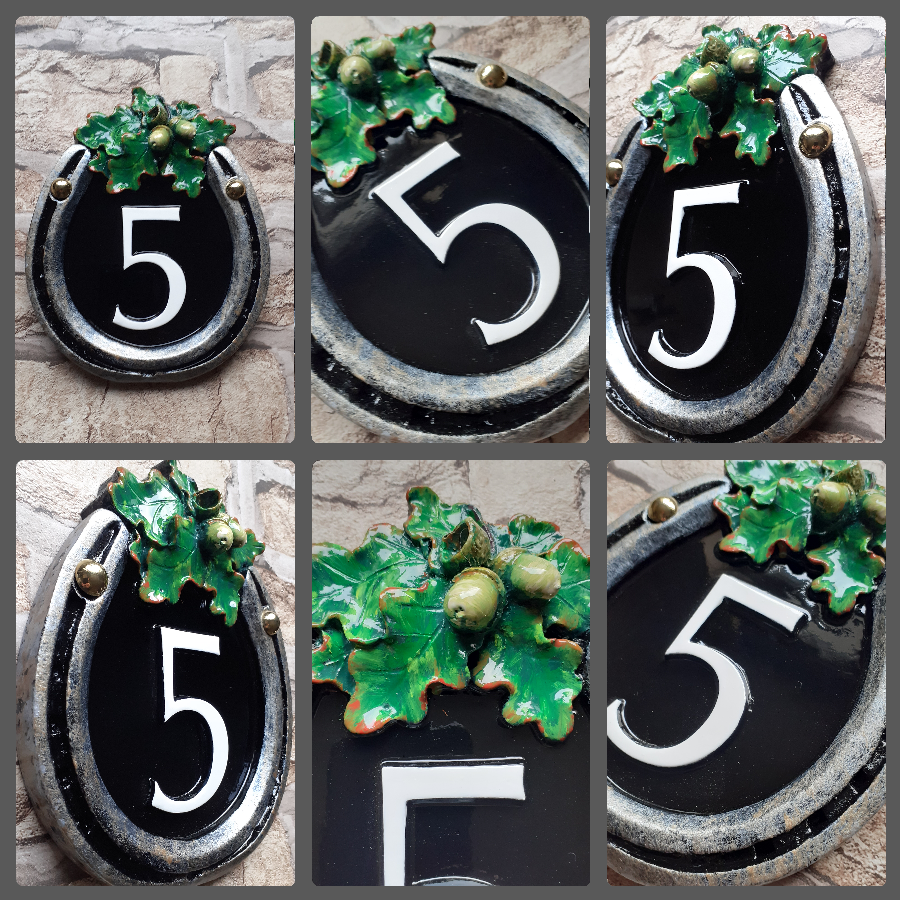 Horseshoe & Oak Leaves 150mm x 170mm - Image 3